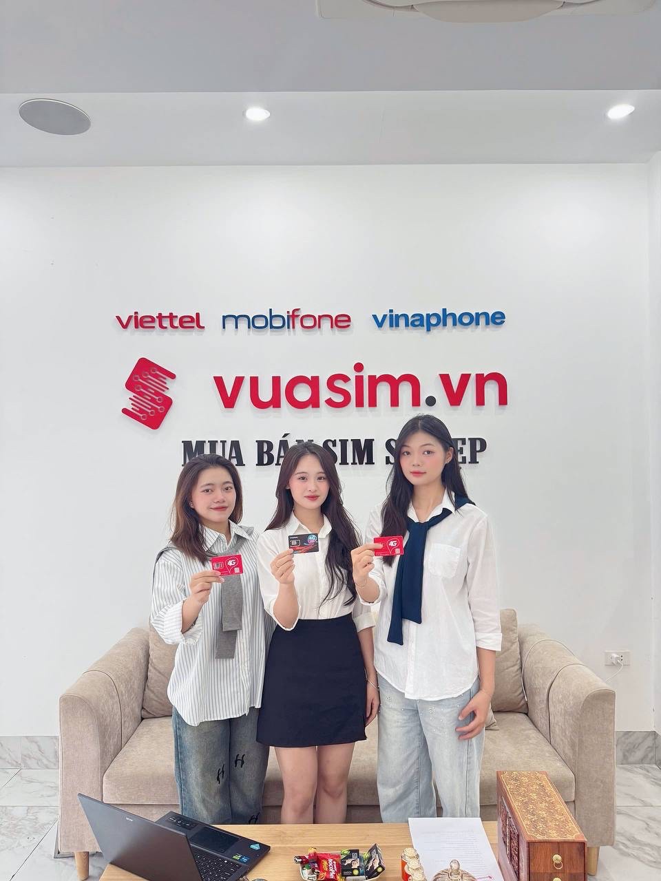 Sim Tứ Quý 8: Giải Mã Bí Mật Dòng Sim "Đại Phát" Được Giới Tinh Anh Săn Lùng Nhất 2 Vuasim - Kho sim số đẹp tứ quý 8